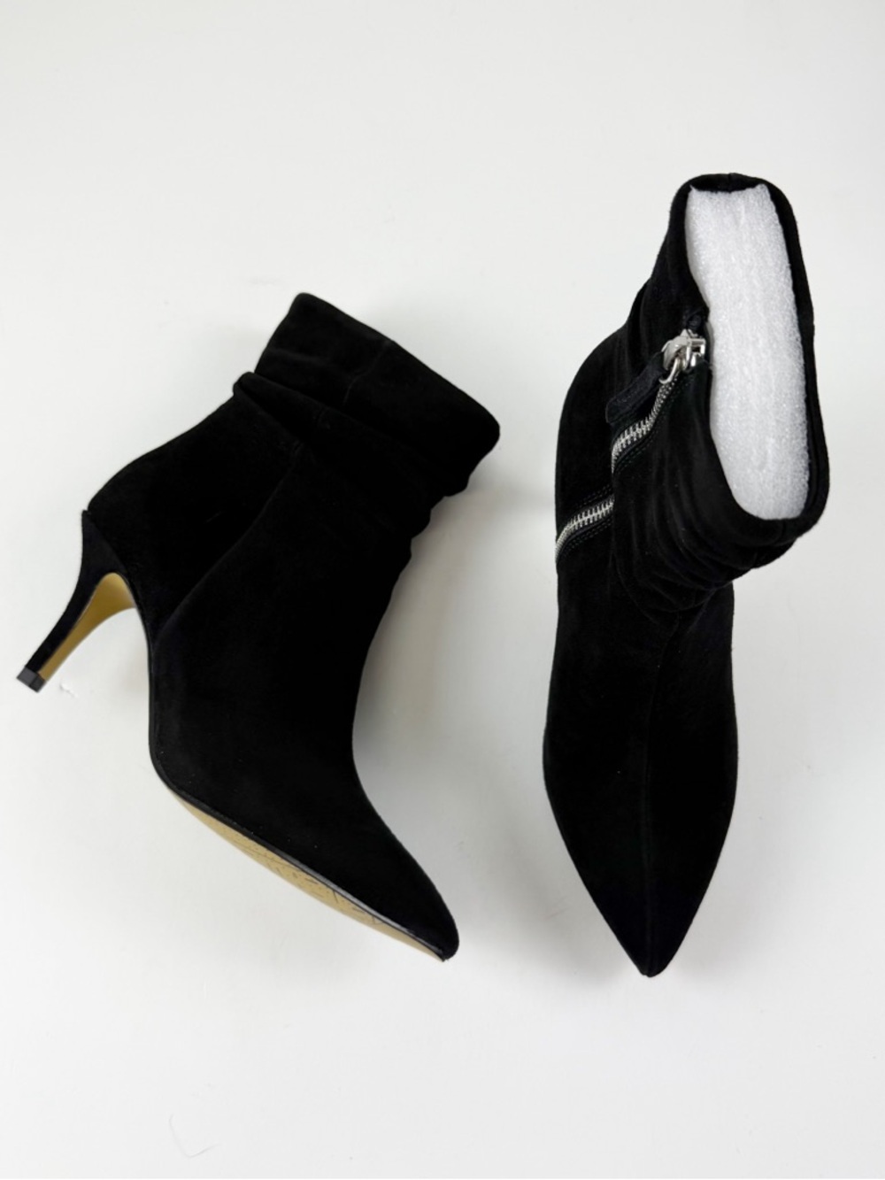 Bella Vita Danielle Saddle Kid Suede Booties Womens 6.5M Black Heeled NWT